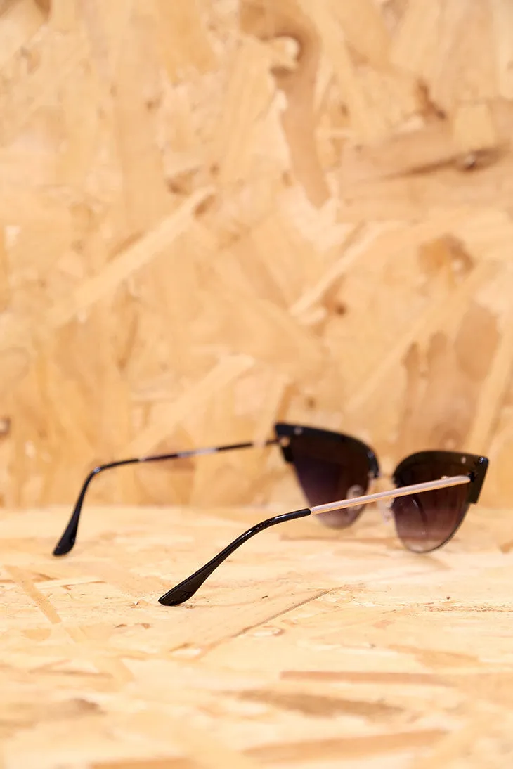 Black Retro Cats Eye Sunglasses