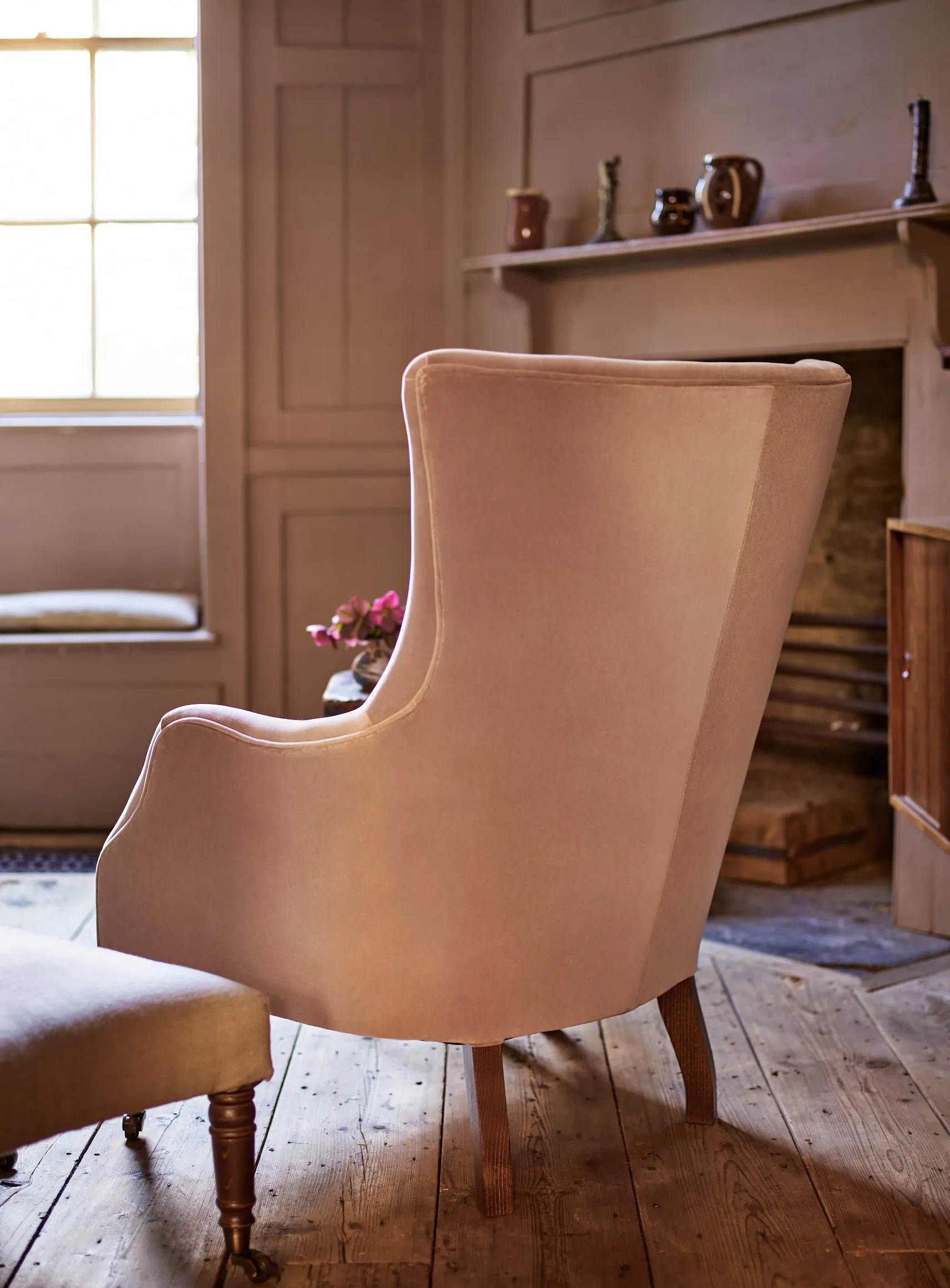 Bromley Wingback Chair, Clover Velvet (Black Legs)