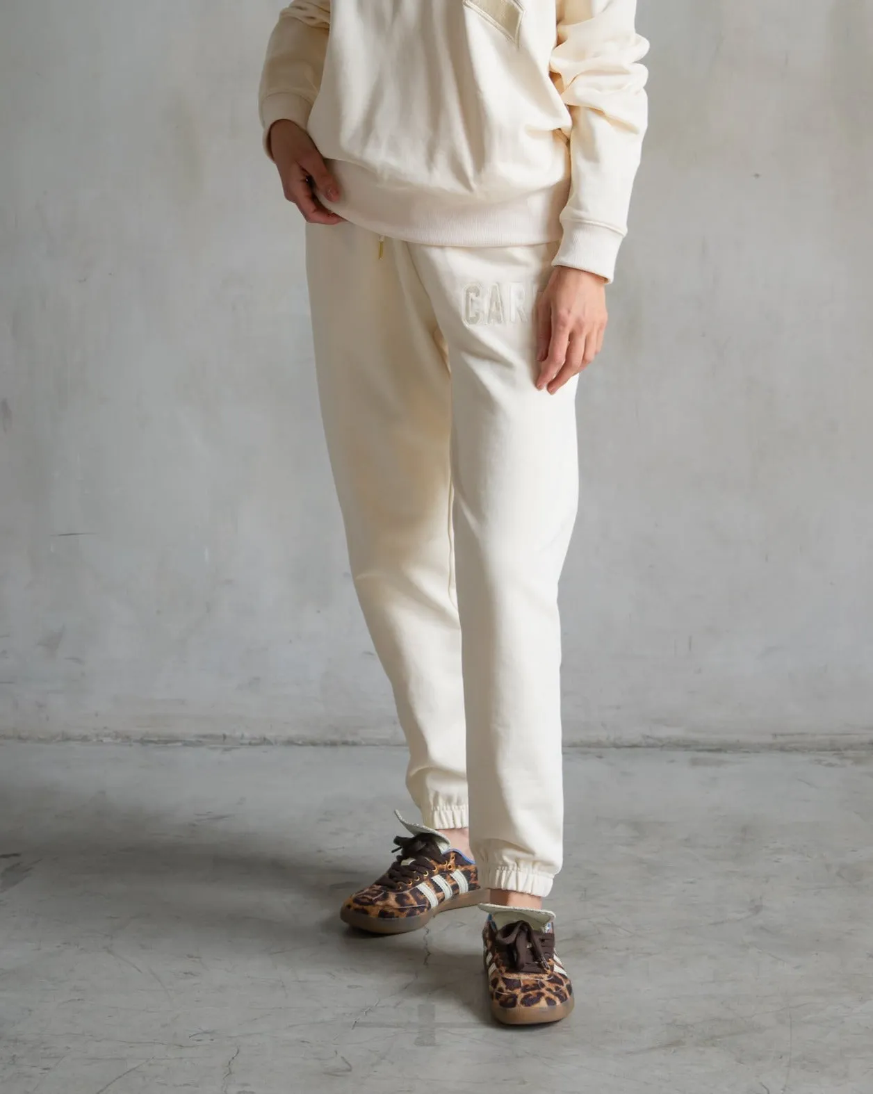 CARE Classic Sweatpants - Ivory