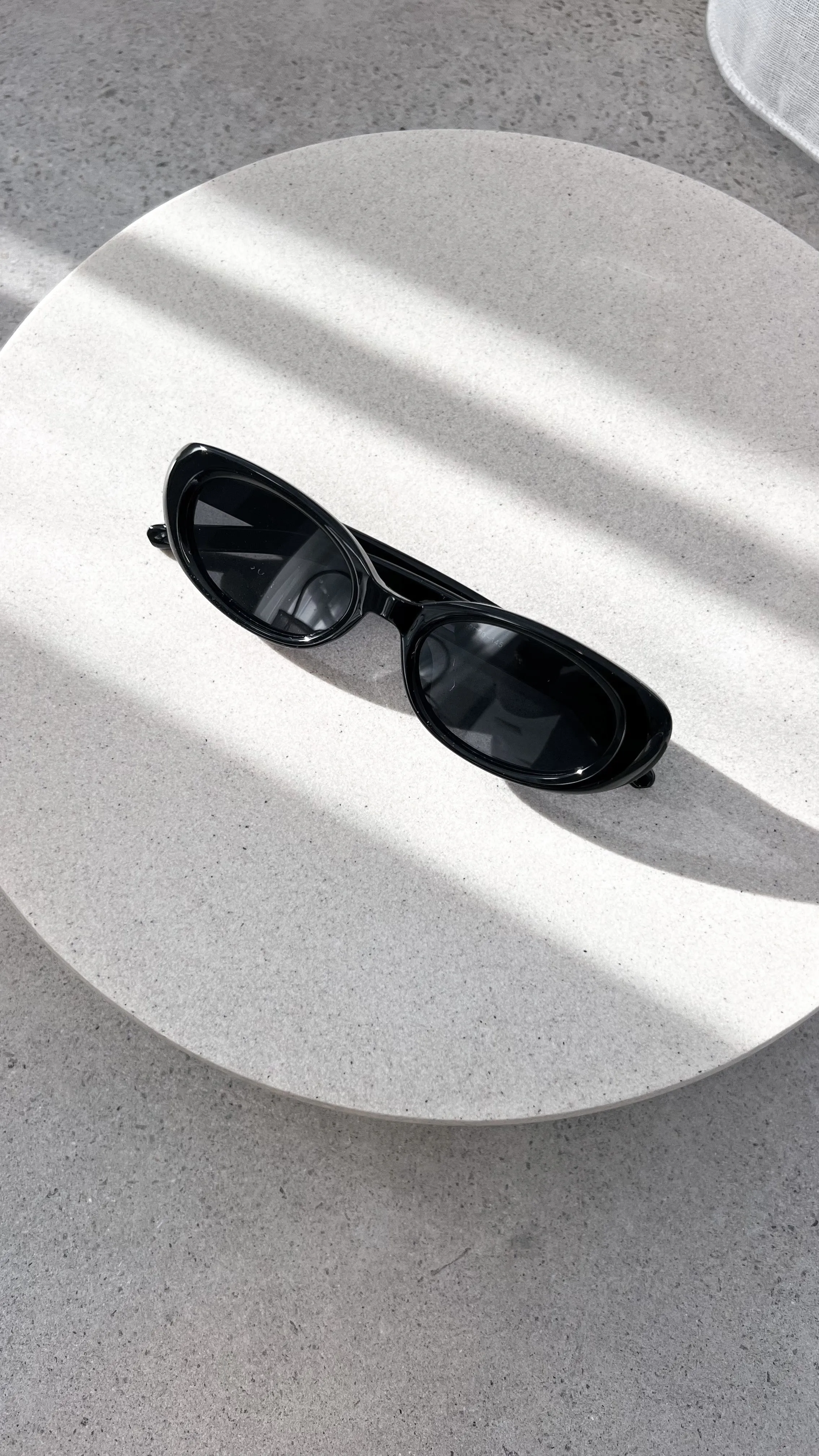 Charmain Sunglasses - Black