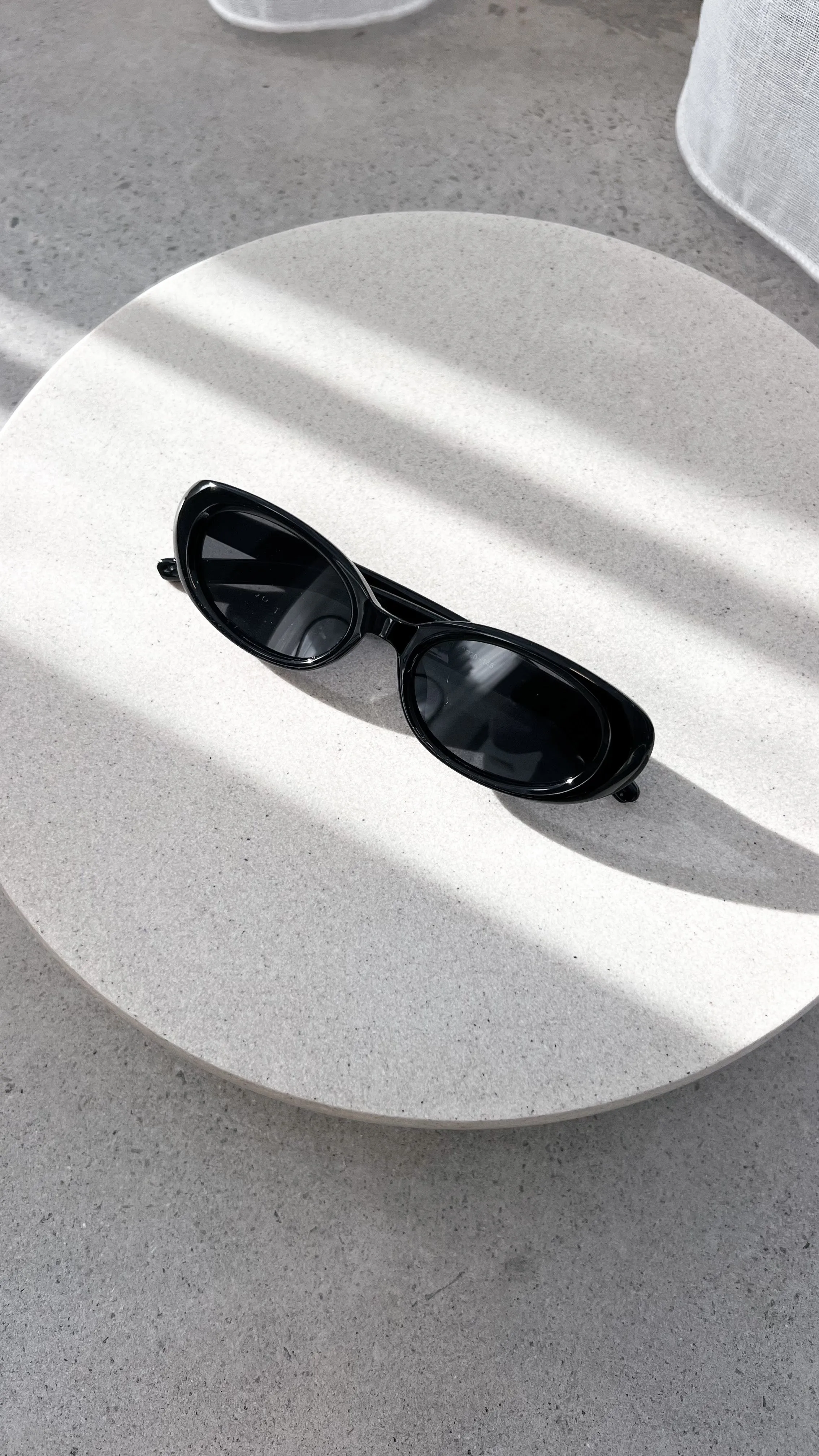 Charmain Sunglasses - Black