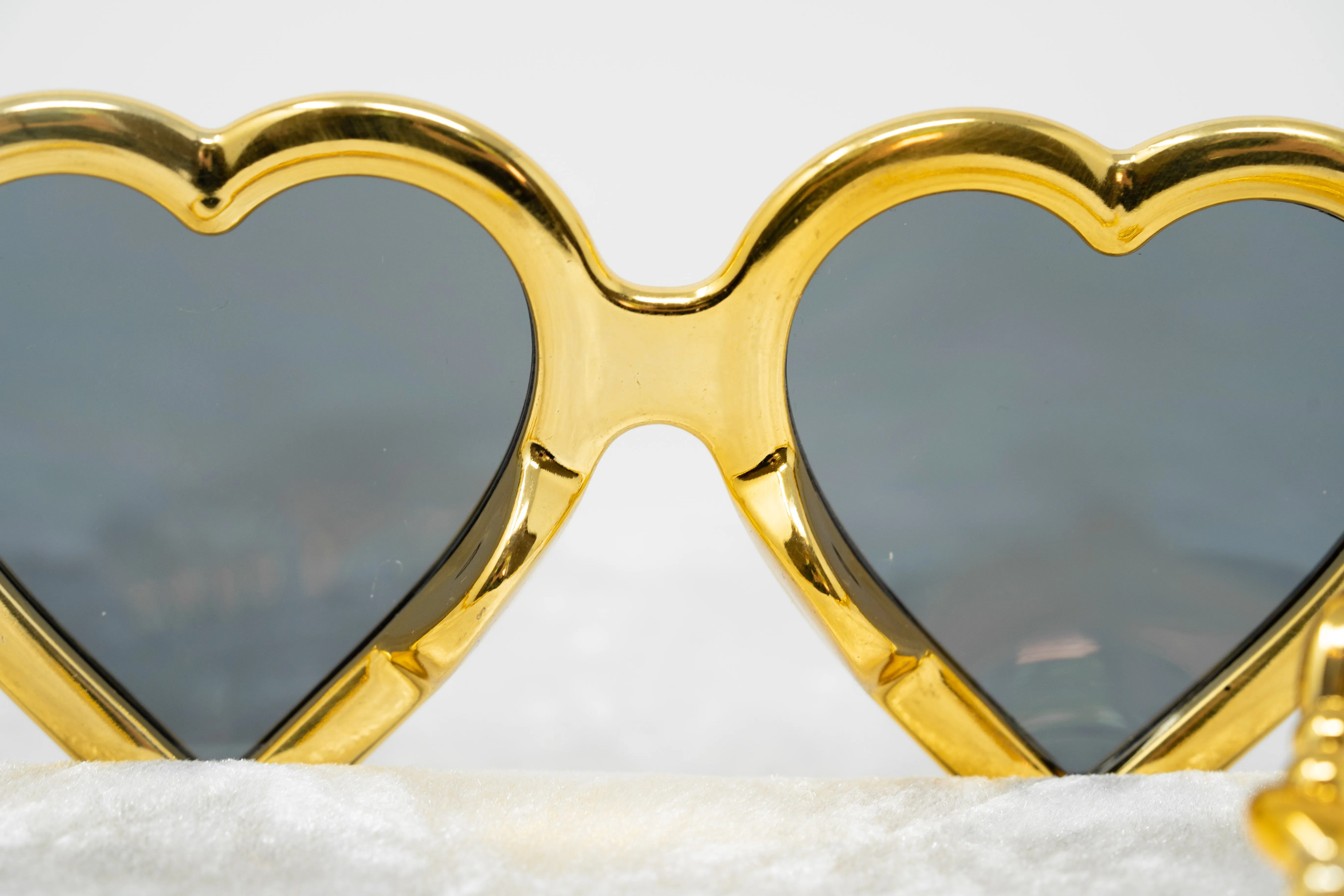 Jeremy Scott Ladies Heart Gold Sunglasses JSHEARTLCEXCLUSIVE