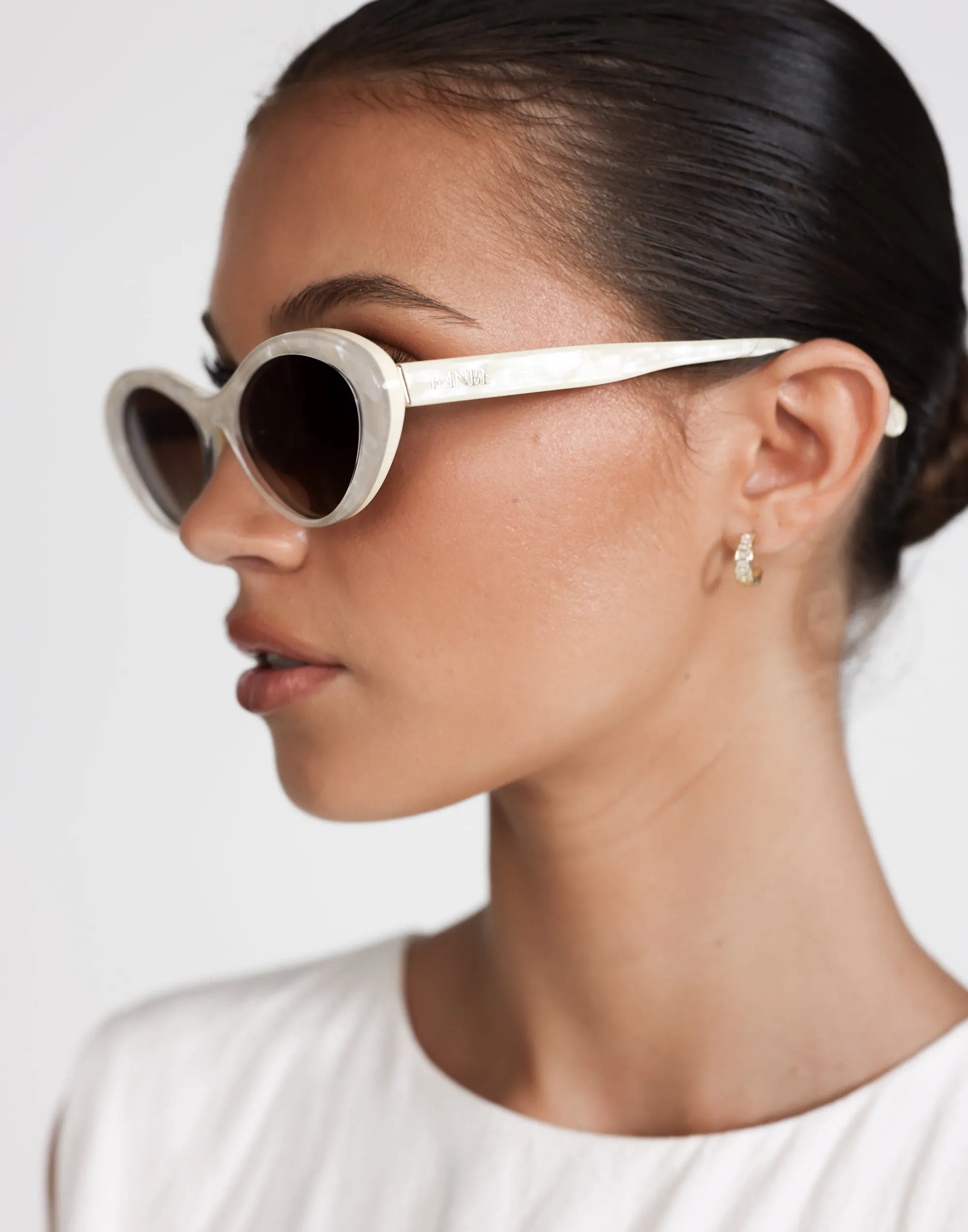 The Ferragni Sunglasses (Cream Tort Honey Fade) - By Banbé