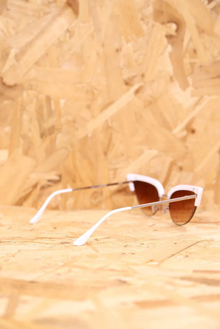 White Retro Cats Eye Sunglasses