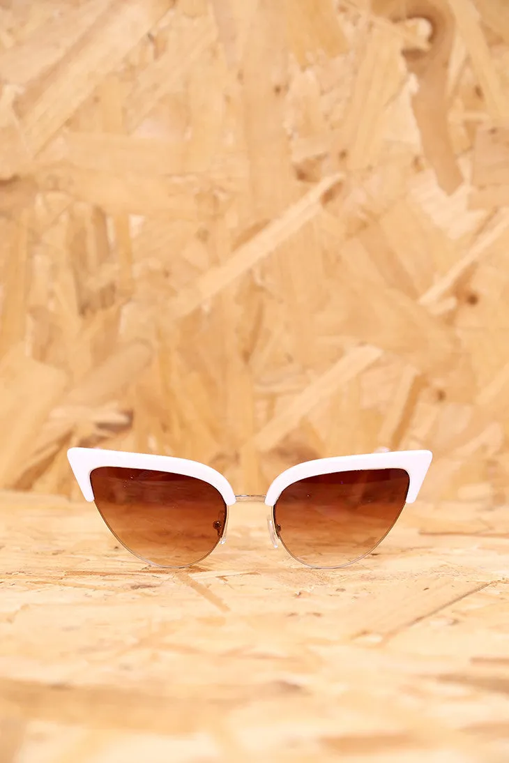 White Retro Cats Eye Sunglasses